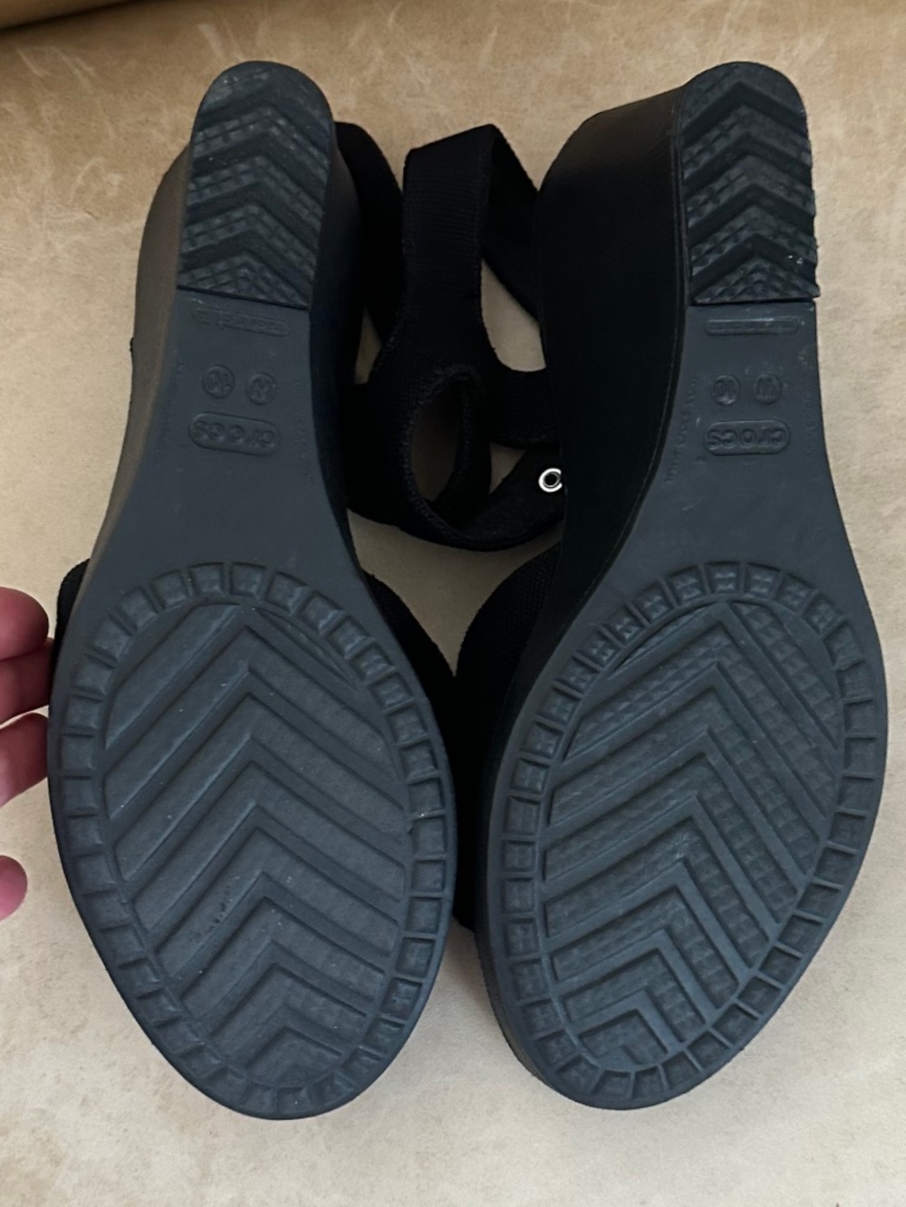 CROCS Hanalei Canvas Wedge Sandals Black 10 Lightweight Comfy Casual Summer - Picture 7 of 10